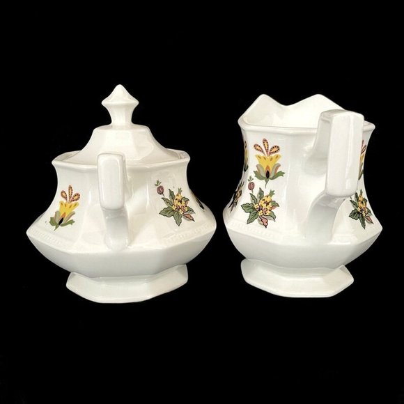 Vintage 1970s Johnson Bros. Persian Gargen Pattern Octogonal Sugar Creamer Set - Picture 2 of 10